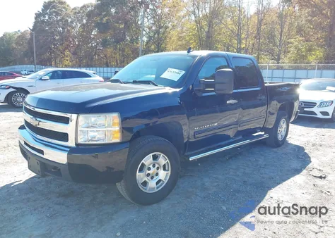 2010 Chevrolet Silverado 1500 Xtra Fuel Economy z USA, uszkodzony, nr VIN 3GCRCSE33AG142319